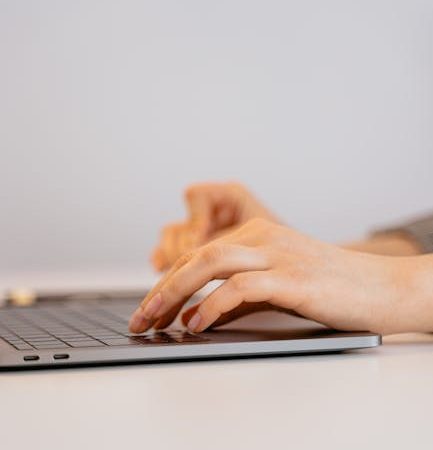 Настройка нейросети для генерации слайдов презентации с регулируемой цветовой гаммой